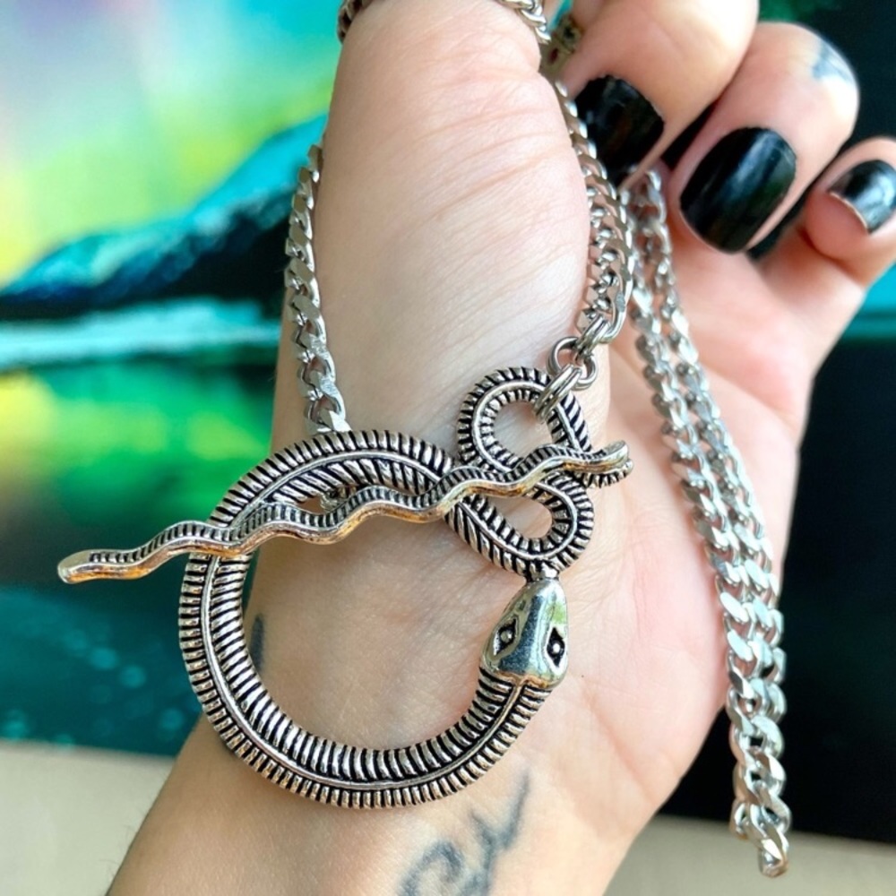 Snake goth silver choke necklace with stainless steel Cuban chain link - Picture 5 of 6